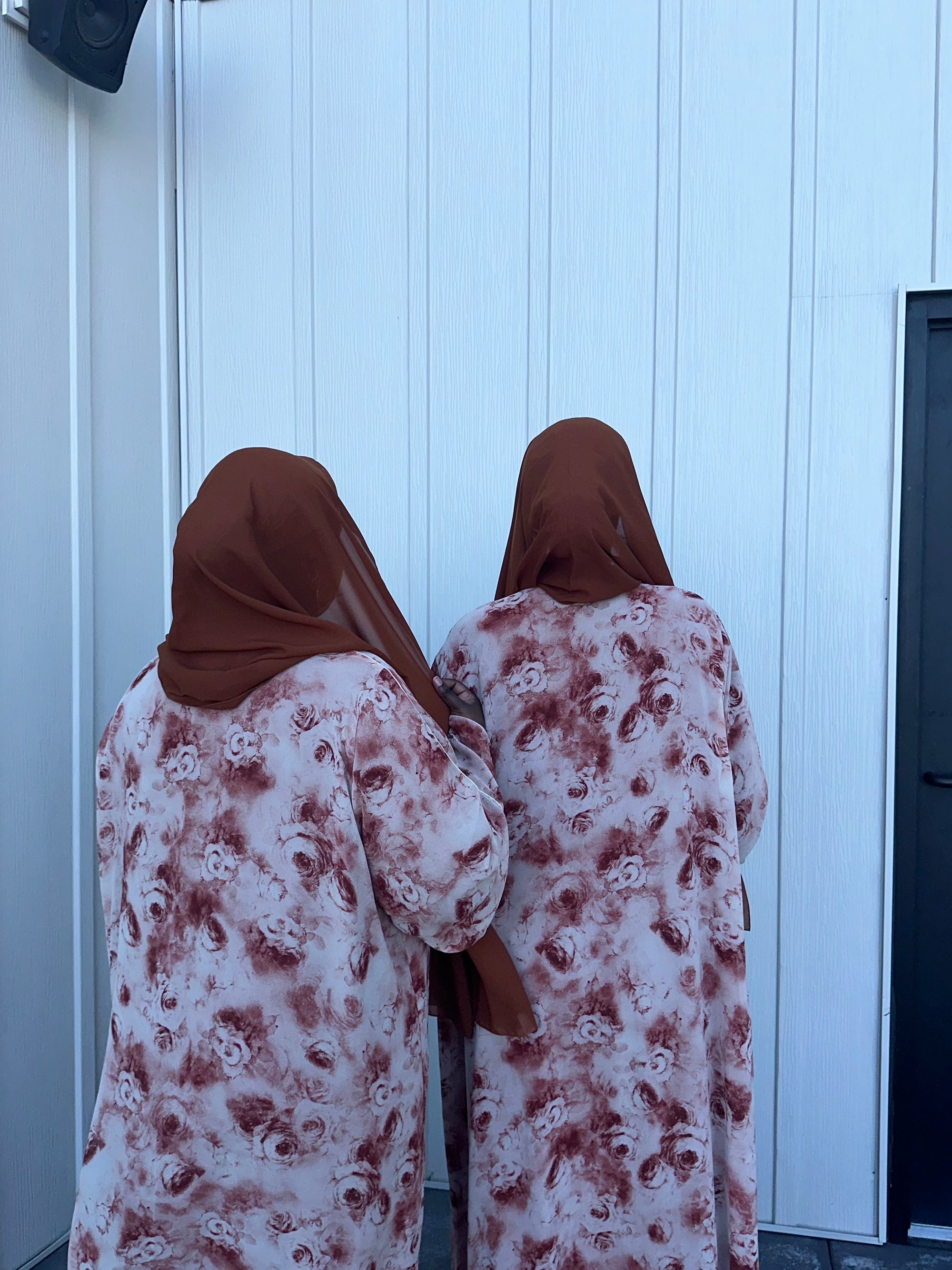 Orange rose printed abaya