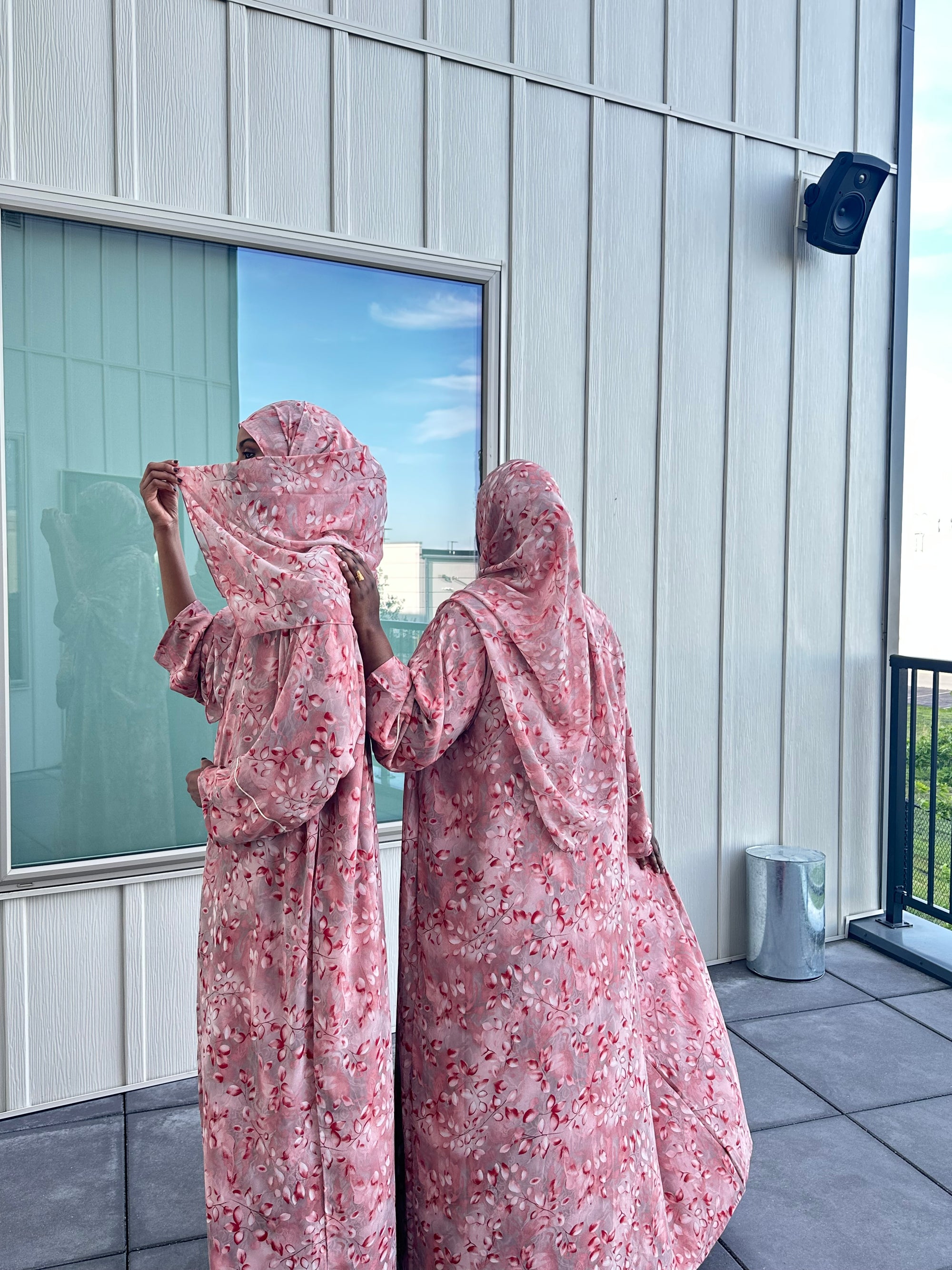 pink leafy flow printed abaya