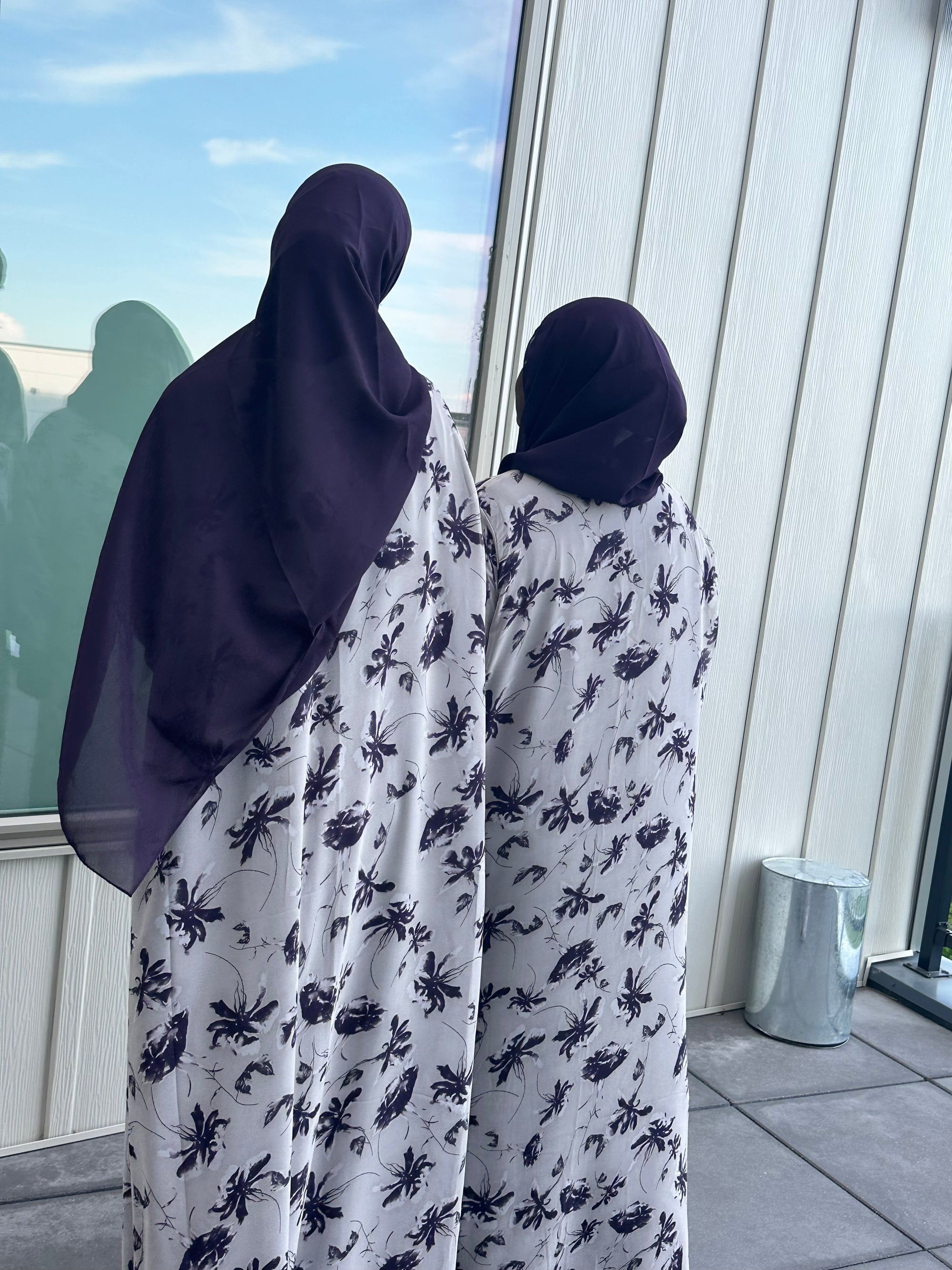 deep plum petaled