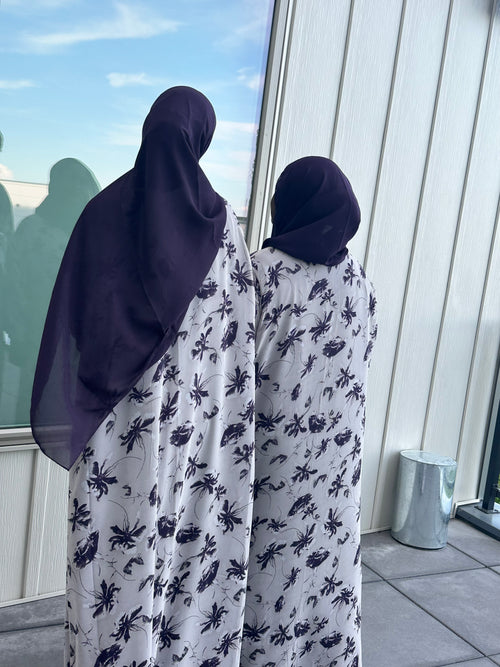 deep plum petaled